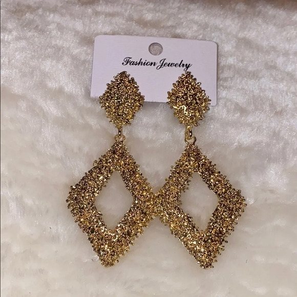 Gold plated  Luxury fashion drop earrings - Picture 2 of 8